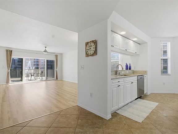3rd image of 960 Starkey Rd APT 3106