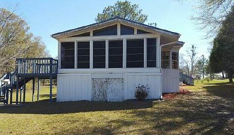 5th image of 3495 NW Live Oak Cir