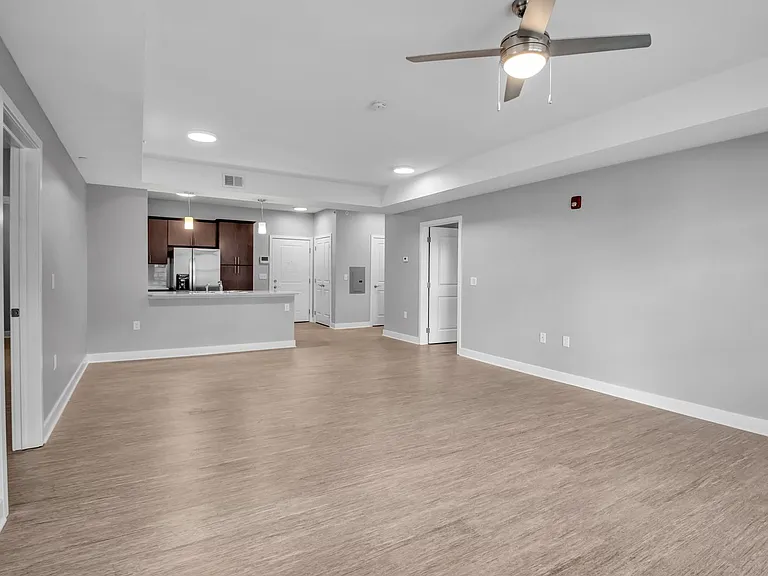 9150 Transit Rd — Photo 35