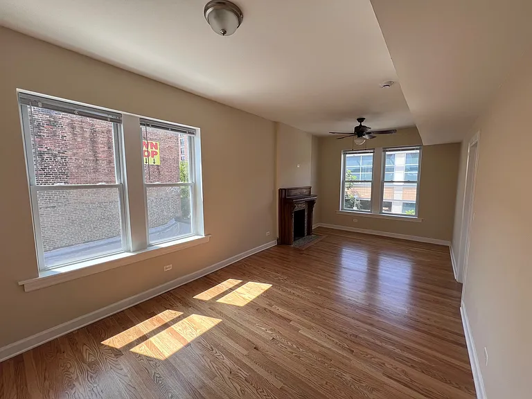 4449 N Broadway St #3 — Photo 4