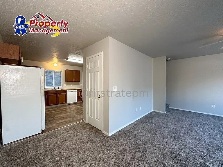 16029 N 19th St #104 — Photo 4