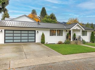 475 NE Alder St, Issaquah, WA