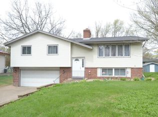 8608 49th Ave N, New Hope, MN 55428