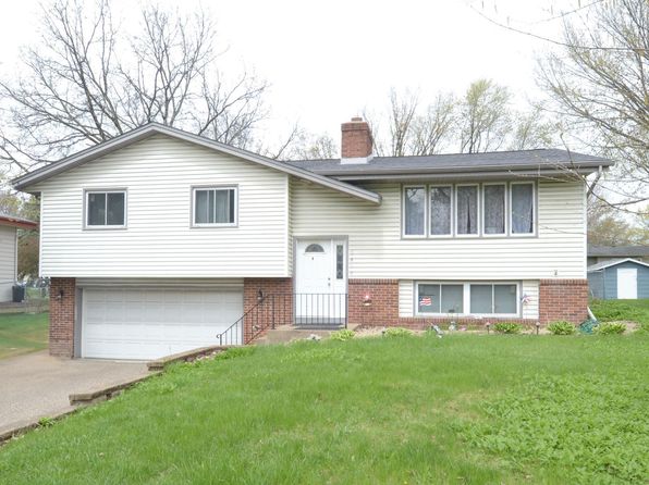 8608 49th Ave N, New Hope, MN 55428