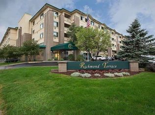 400 Richmond St #336, Appleton, WI 54911