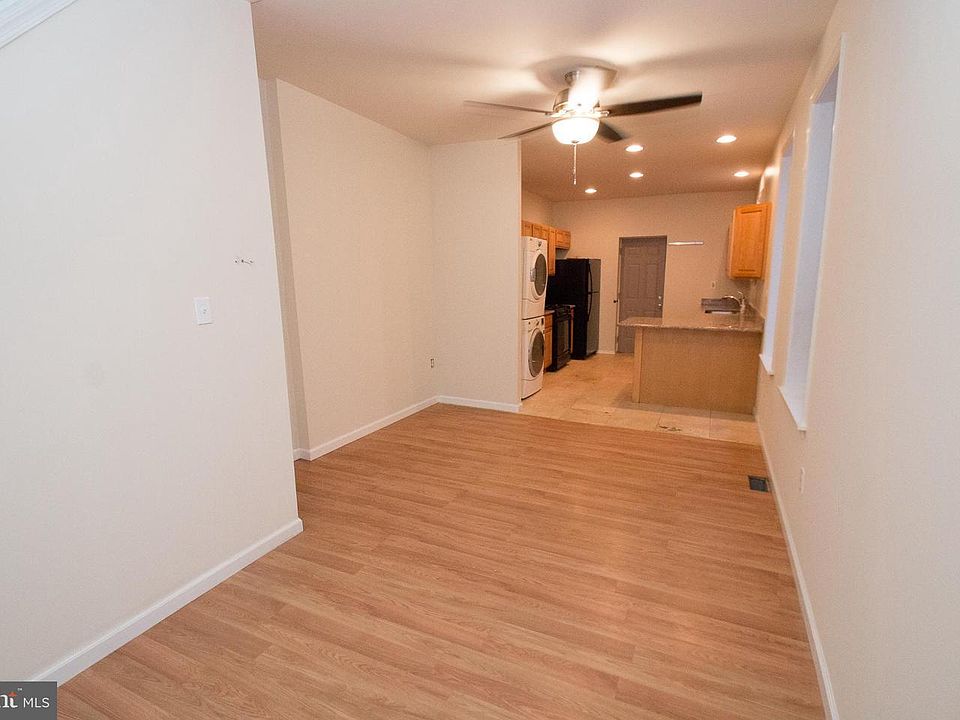 1st image of 2347 Dickinson St #5