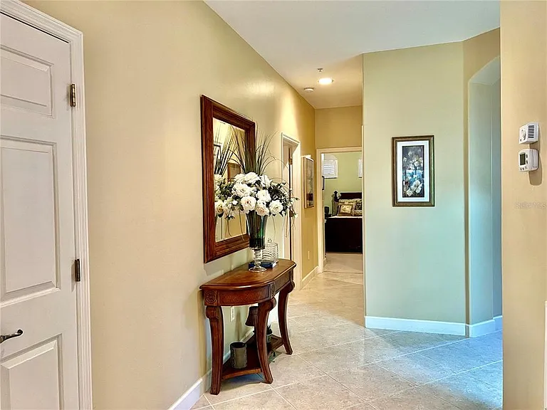 3304 Sunset Key Cir #D — Photo 8