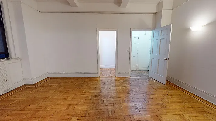 Rented by Bond New York | media 12