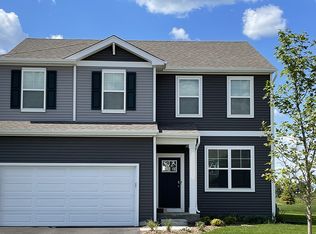 9980 Humbolt St, Huntley, IL 60142