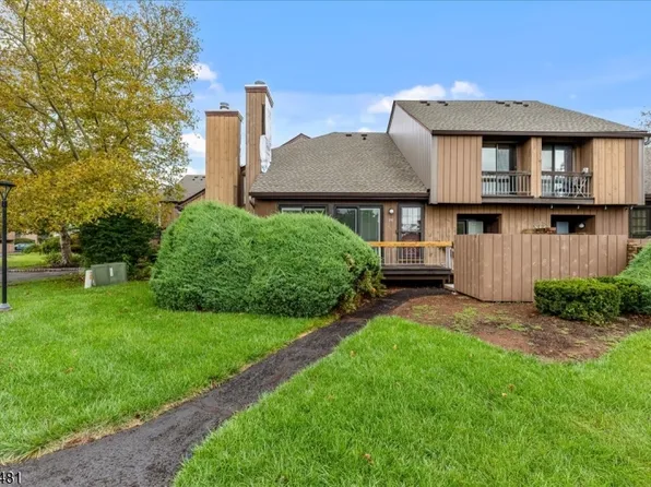 112 Bluebird Dr #2C, Hillsborough Twp., NJ 08844
