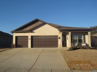 205 Antler Ridge Dr, Huntsville, AL 35811