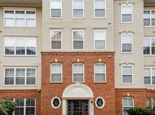 5120 Donovan Dr APT 104, Alexandria, VA 22304