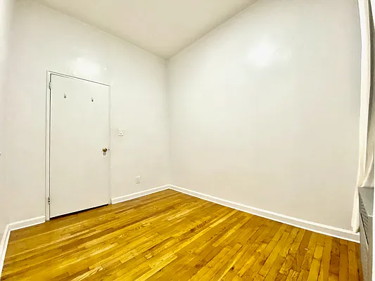 Rented by Corcoran | media 7