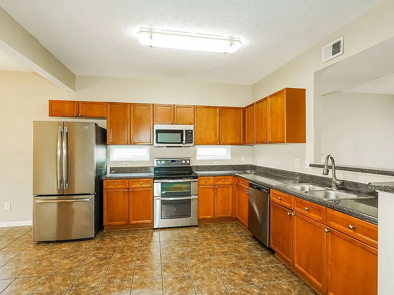 1483 Bern Dr — Photo 8