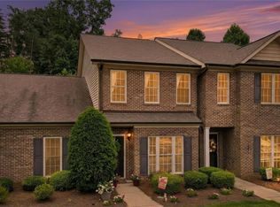 2213 Saint James Dr, Reidsville, NC 27320