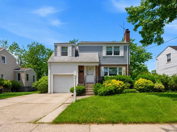 968 Glenwood Road, West Hempstead, NY 11552