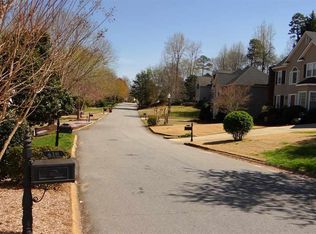 416 River Way Dr, Greer, SC 29651