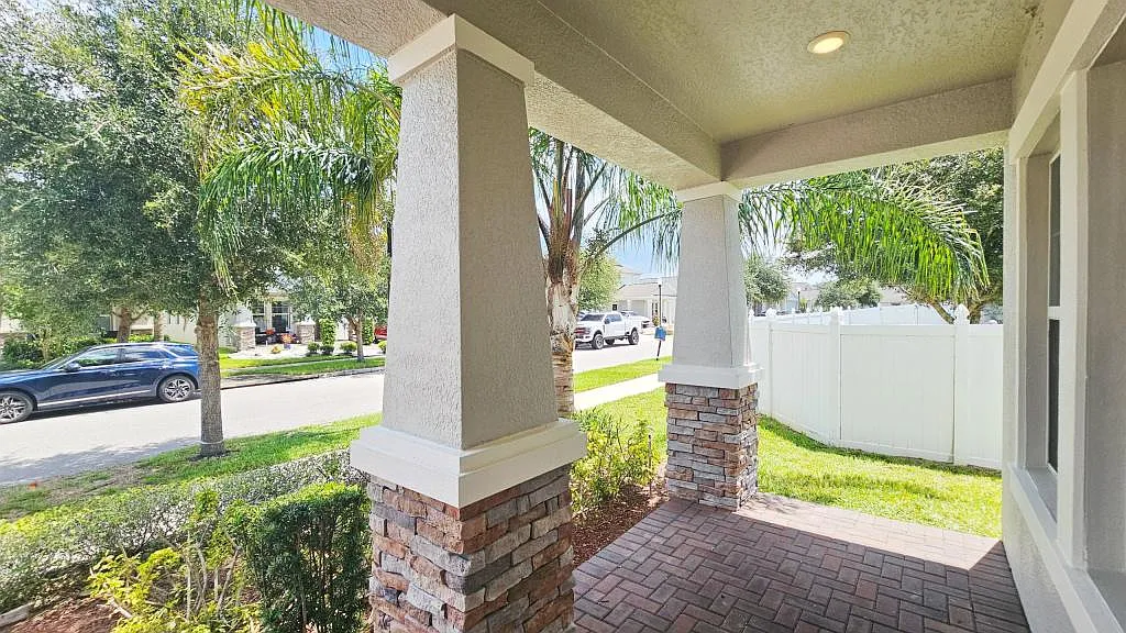11048 Sweetgum Woods Dr — Photo 3