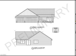 6047 S 14th St, Grand Forks, ND 58201