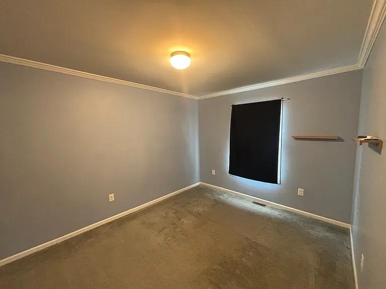110 Western Ave — Photo 4