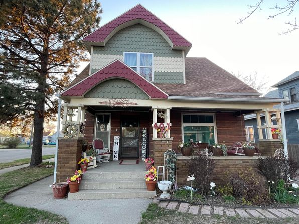401 4th Ave W, Mobridge, SD 57601