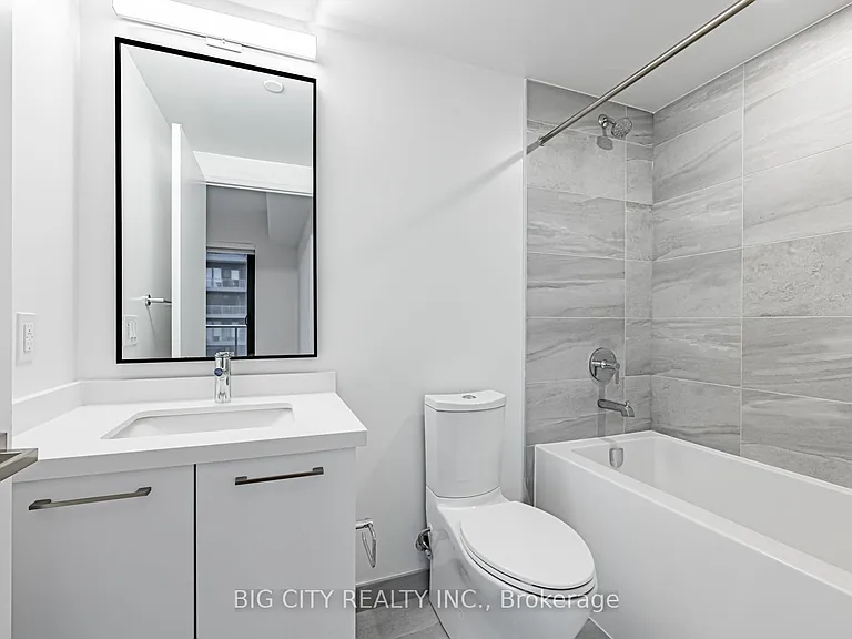 36 Brentcliffe Rd #801 — Photo 17