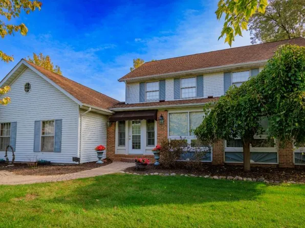 18219 Cardinal Ave, Grosse Ile, MI 48138