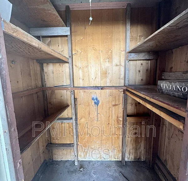 7115 S 2155 E — Photo 32