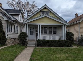 5566 N 40th St #2, Milwaukee, WI 53209