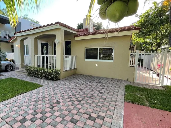 2310 SW 16th Ct, Miami, FL 33145