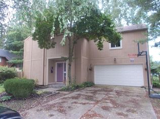 381 E Schrock Rd, Westerville, OH 43081