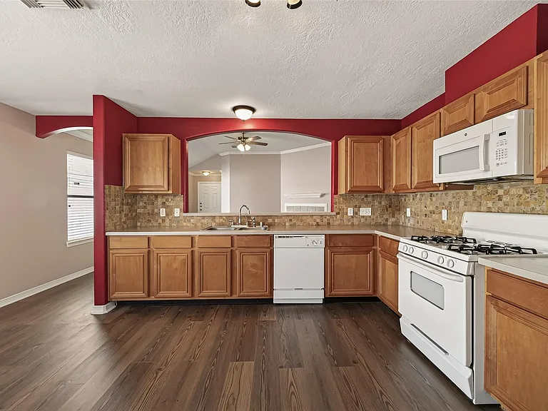 25202 Clover Ranch Dr — Photo 9