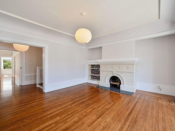 5th image of 531 12th Ave