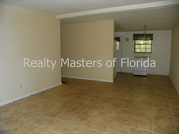 3rd image of 716 N 46th Ave