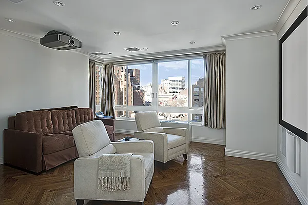 Sold by Stribling | media 2