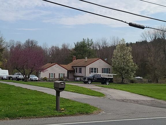 3rd image of 1509 Route 565
