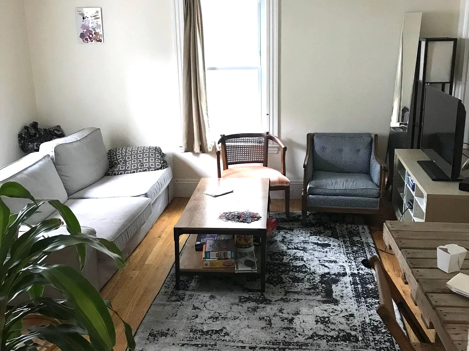 8 Perry Street — Photo 2