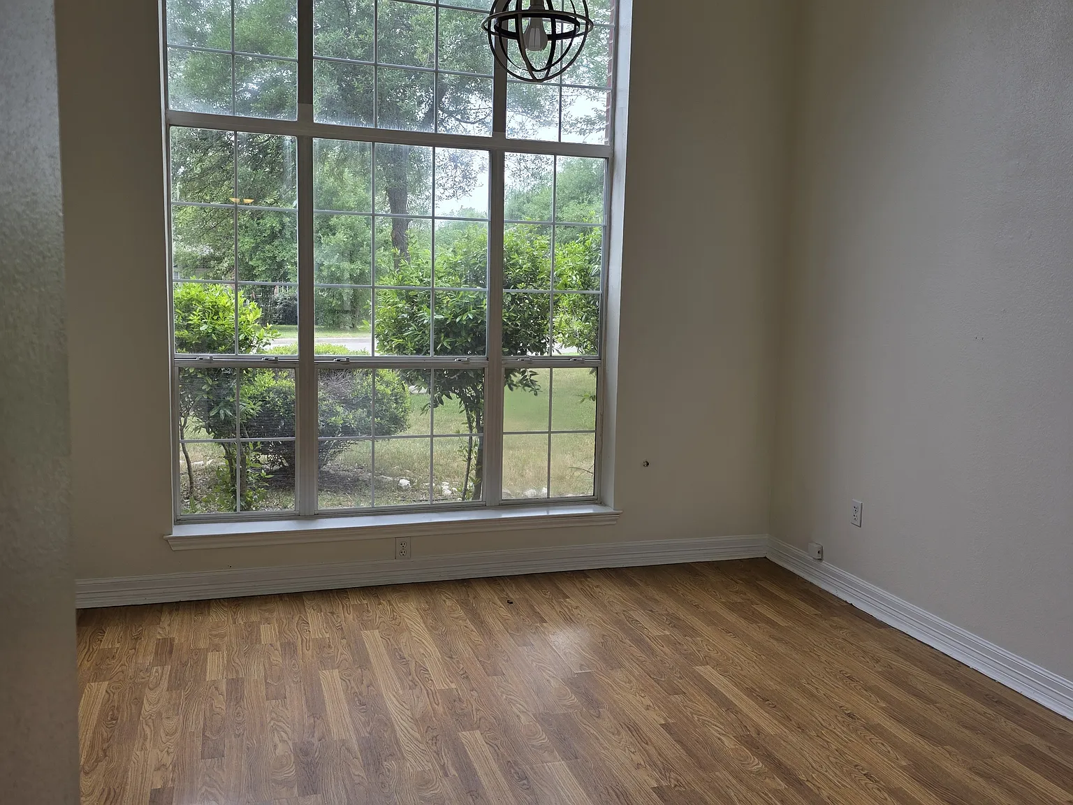 3 bed, 1848 sqft, $1,800 — Photo 4