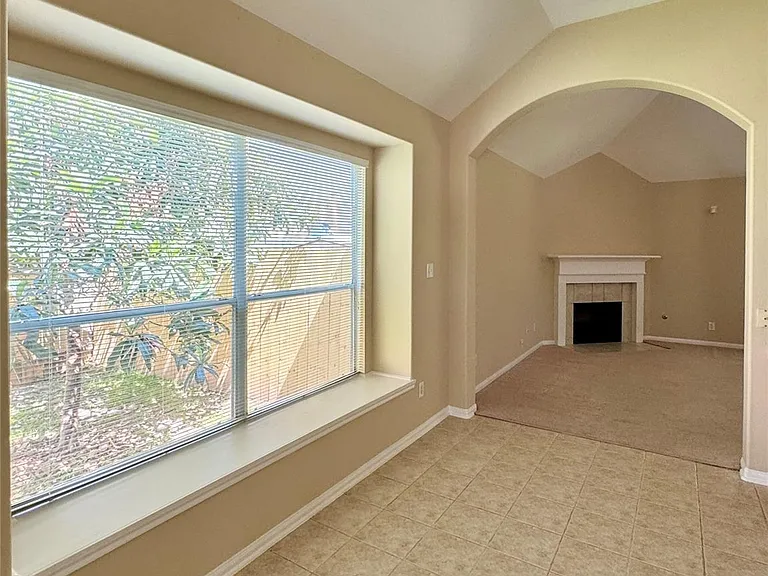 3318 Cotswald Trl — Photo 6