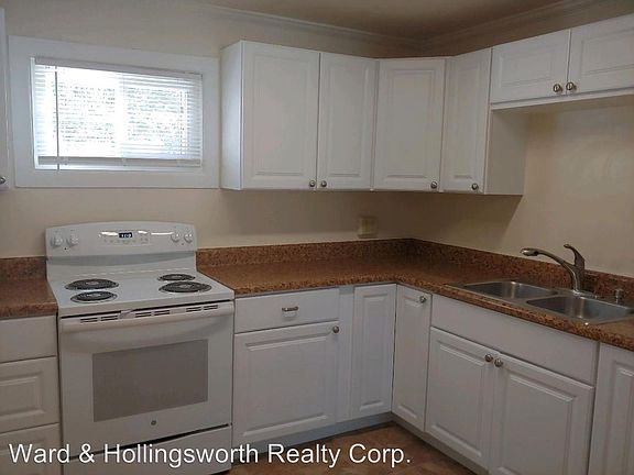 5th image of 942 Little Bay Ave APT 3