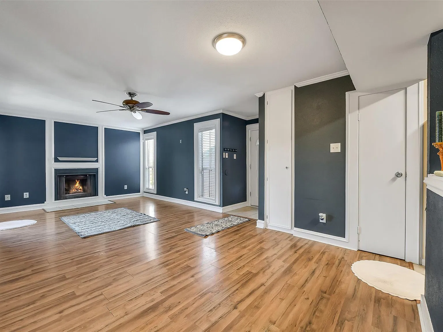 2 bed, 1.0 bath, 788 sqft, $1,400 — Photo 2