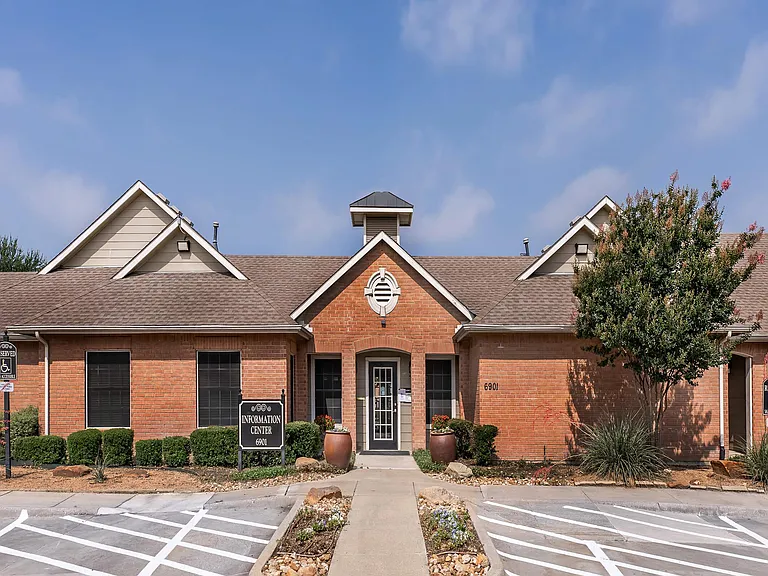 Garden Gate Apartments Ft. Worth — Photo 50