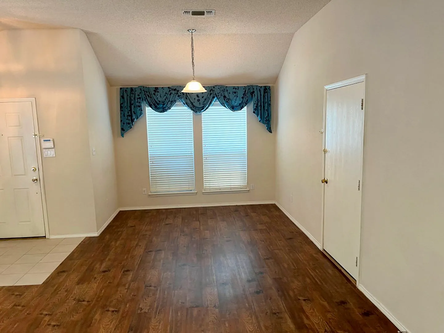 8055 Raleigh Drive — Photo 2