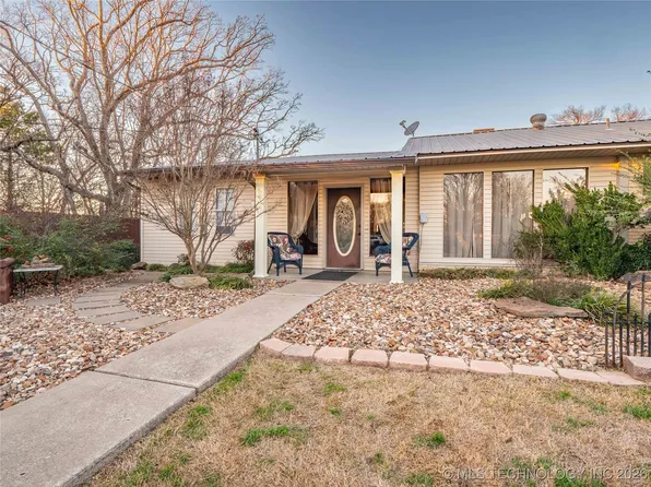 94 Rocky Ridge St, McAlester, OK 74501