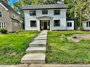 3167 Sycamore Rd, Cleveland Heights, OH 44118