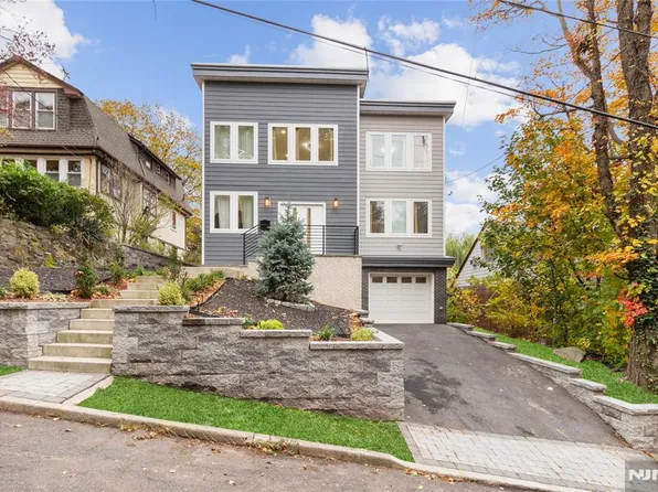 470 Myrtle Ave, Englewood, NJ 07631