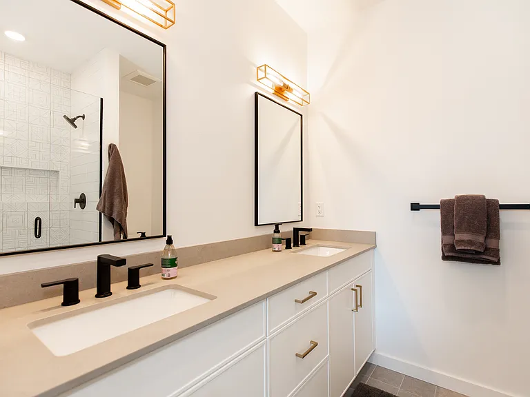 4204 Ravalli St #204 — Photo 18