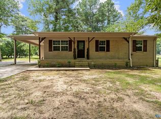 409 Harris St NW, Hartselle, AL 35640