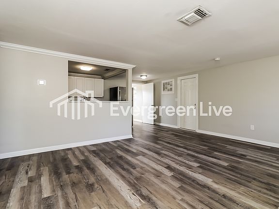 4th image of 12904 Kings Manor Ave
