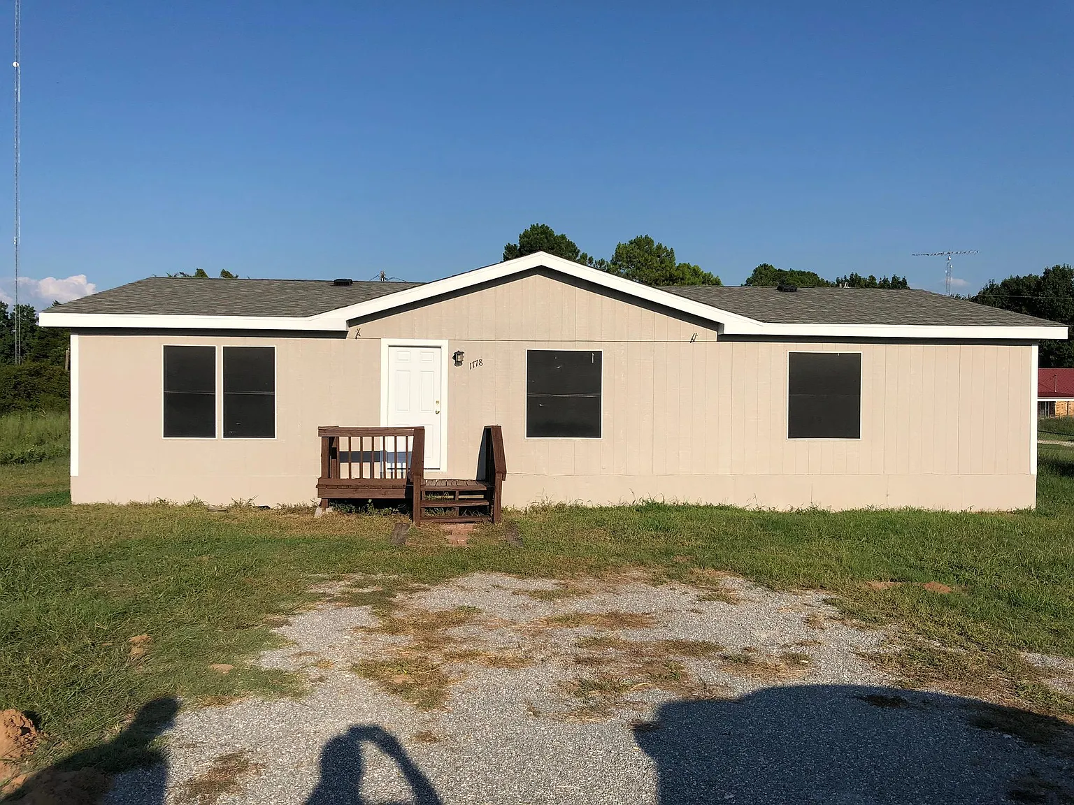 3 bed, 1330 sqft, $1,295 — Photo 1